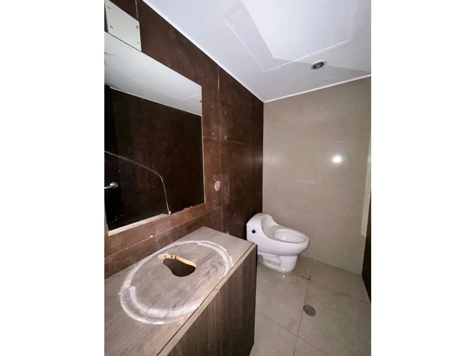 LOCAL COMERCIAL EN ALQUILER 140 M2-URB. EL HATILLO - 10