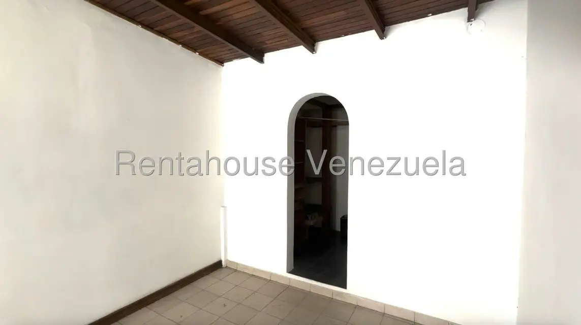 Casa (Duplex) en Venta en San Marino, Distrito Metropolitano - 14