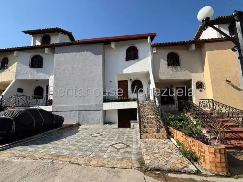 Casa (Multipes Niveles) en Venta en Los Cardones, Lara