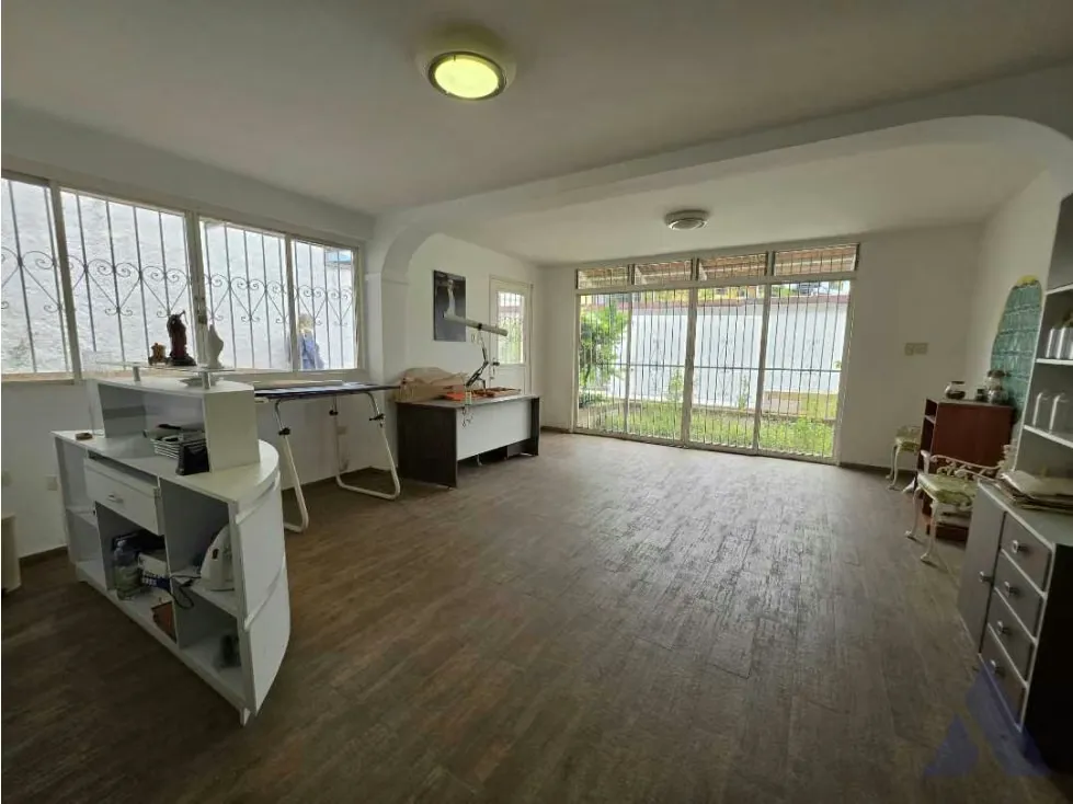 CASA EN VENTA CON ANEXO URB. LAS PALMAS 8H+ S / 8B / 8PE CALLE TRANQU - 11