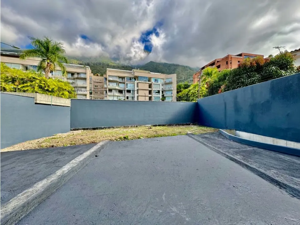Se vende PB 398m2+105m2 4h+s/6b/6p Los Palos Grandes - 9