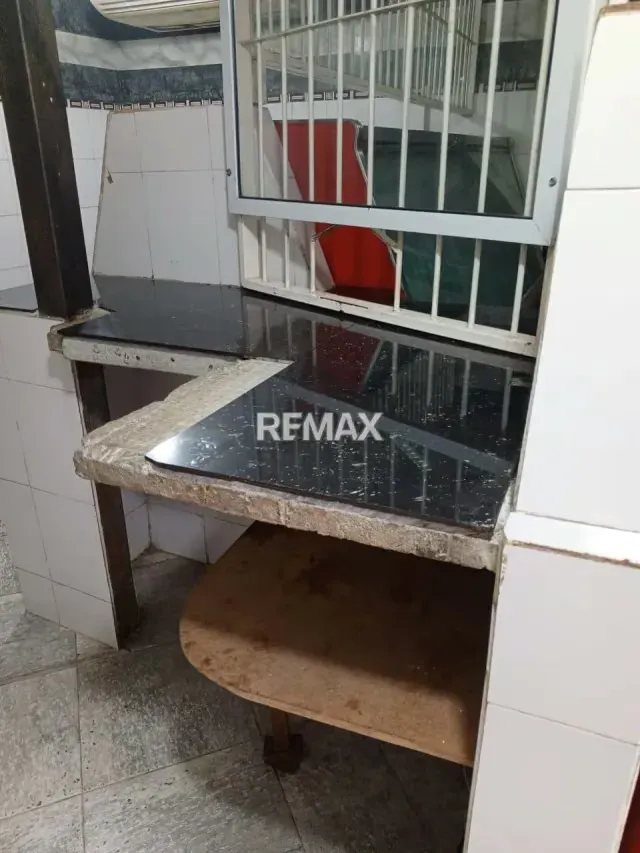 Local en Venta - Anzoátegui - Barcelona. Avenida Juan de Urpin - 10