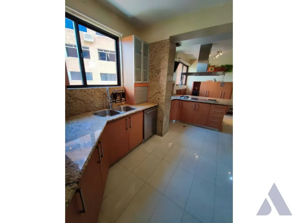 Se alquila apartamento 267m2 Campo Alegre 7414 - 2