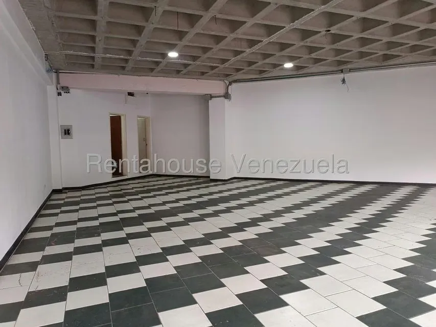 Local Comercial en Alquiler en Las Minas, Miranda - 3