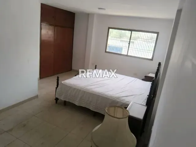 CASA EN VENTA URBANIZACIÓN IRAMA - 5