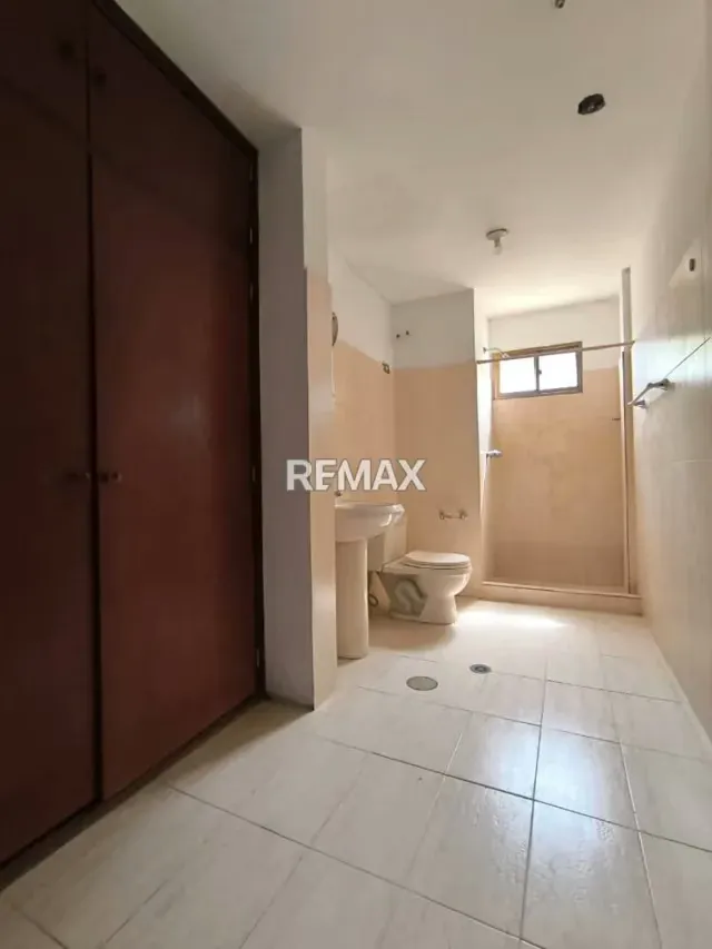 CASA EN VENTA URBANIZACIÓN IRAMA - 7