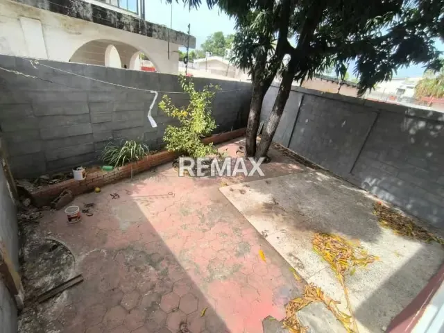 CASA EN VENTA URBANIZACIÓN IRAMA - 9