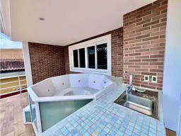Vista 24