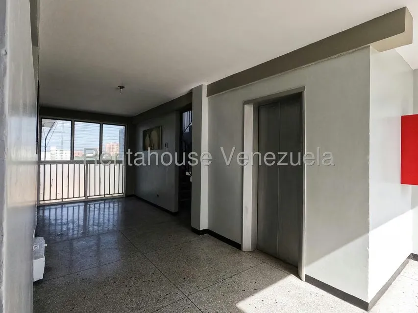 Apartamento (1 Nivel) en Venta en Centro, Lara - 18