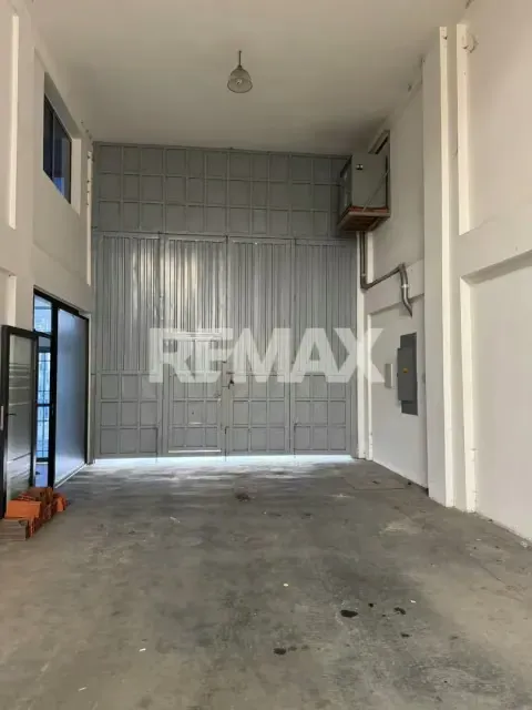 SE VENDE GALPON 1 EN LA ZONA INDUSTRIAL DE PARAMILLO - 2