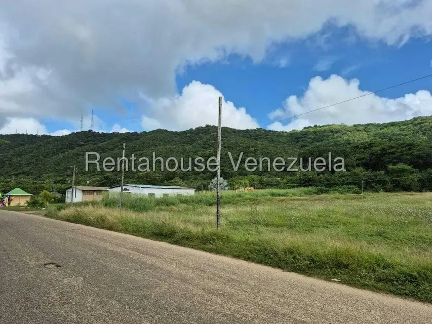 Terreno (Comercial) en Venta en Tucacas, Falcon - 4