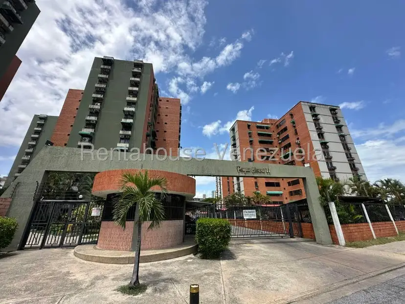 Apartamento (1 Nivel) en Venta en Base Aragua, Aragua