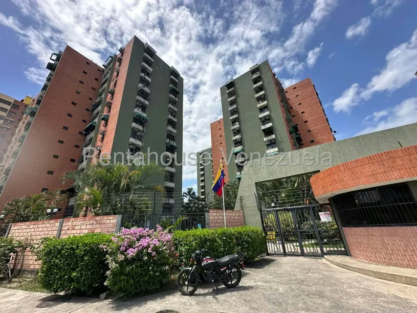 Apartamento (1 Nivel) en Venta en Base Aragua, Aragua - 32
