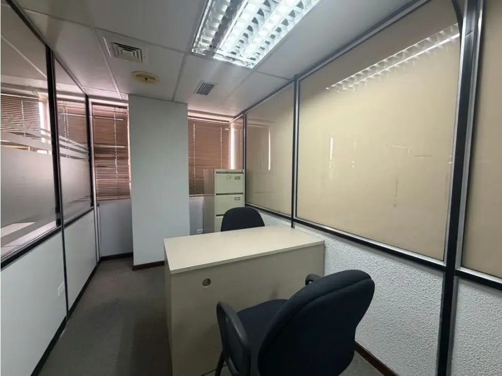 Vendo LOCAL para Oficina 517m2 La Trinidad 2959 - 32