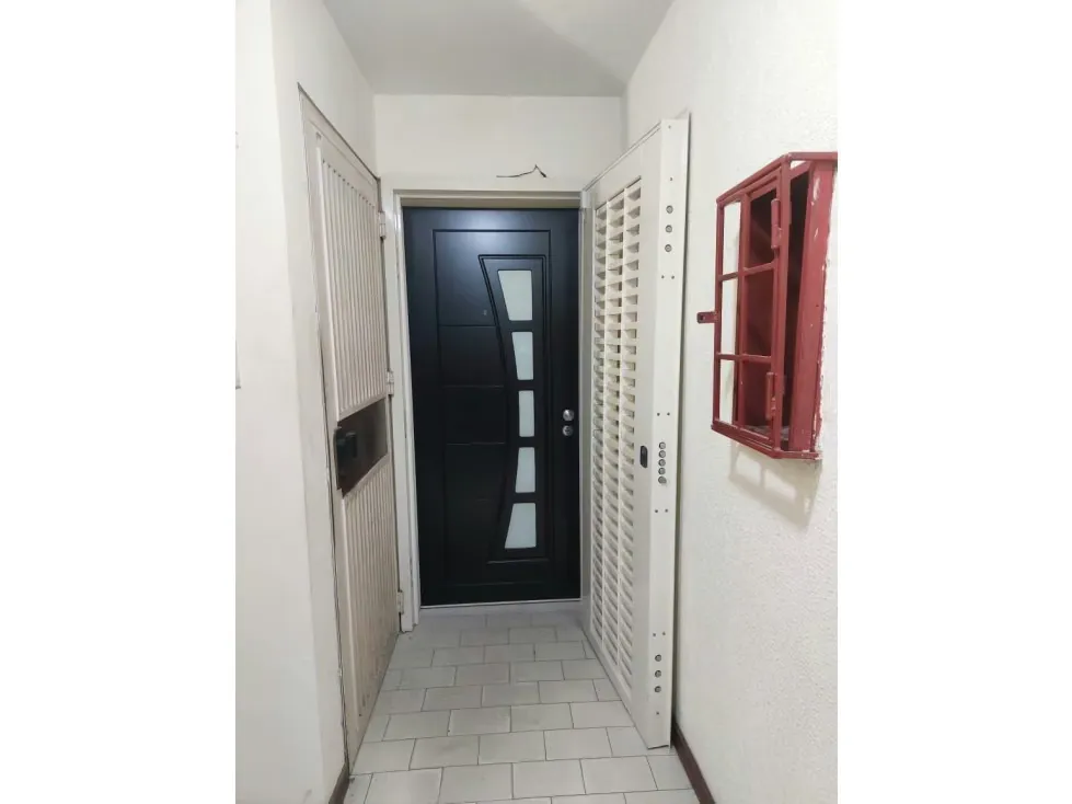 Se Vende apartamento 46m2 Fuerzas Armadas - 2