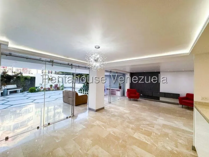 Apartamento (Planta Baja) en Alquiler en La Boyera, Distrito Metropolitano - 13