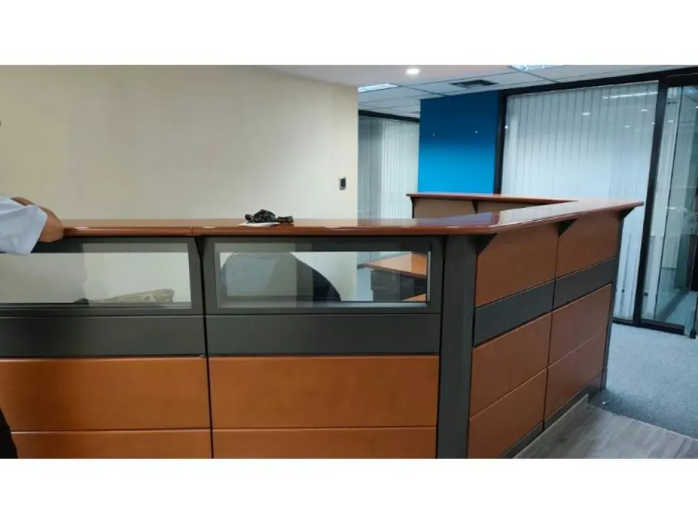 Alquilo oficina amoblada 333m2 El Rosal 8029