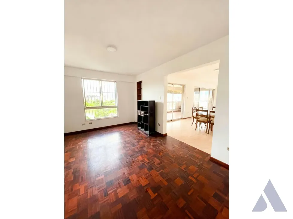 Se vende apartamento 245m2 Chulavista 9360 - 6