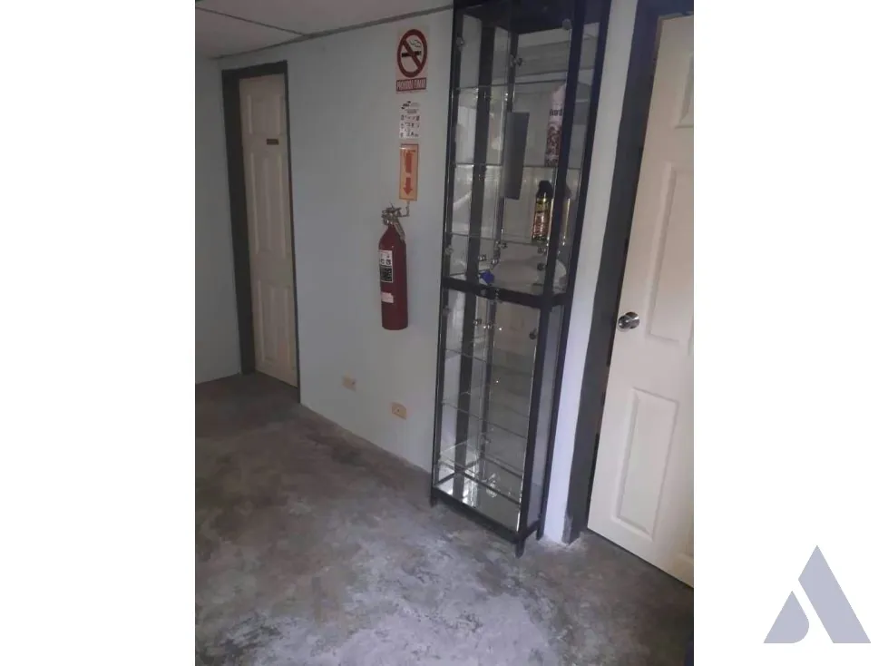 Alquilo local comercial a pie de calle 100m2 Pueblo del Hatillo 9339 - 12