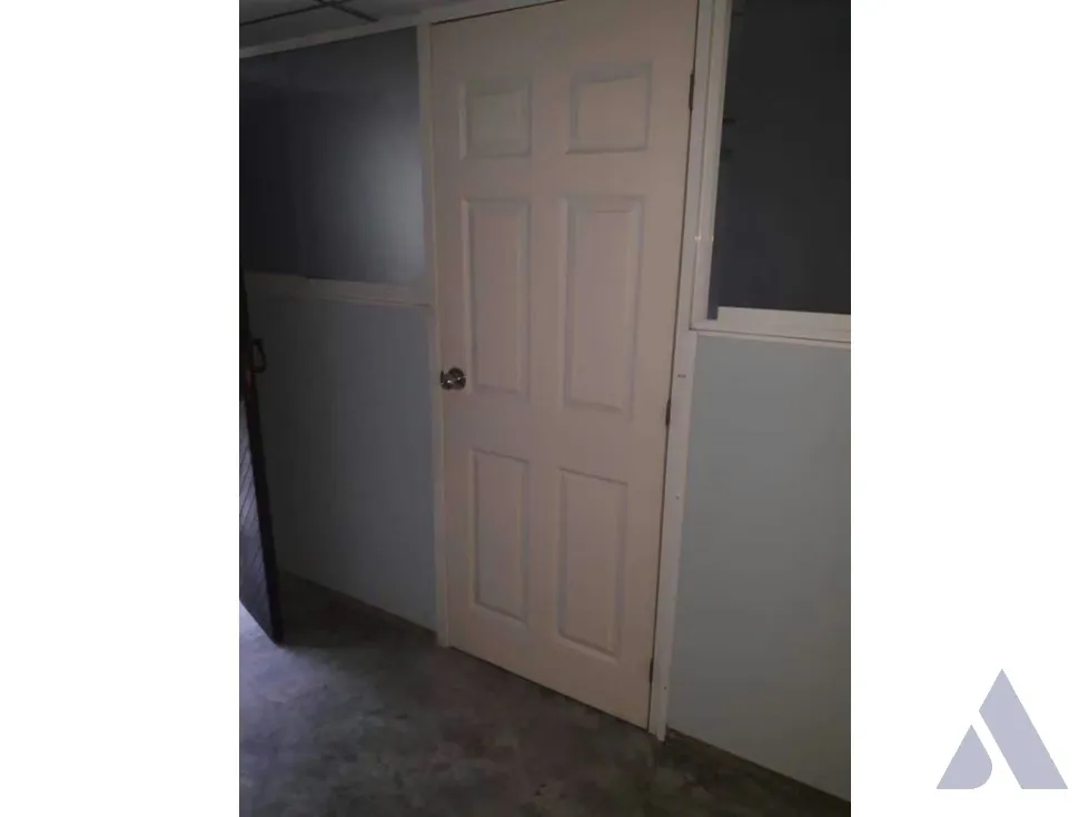 Alquilo local comercial a pie de calle 100m2 Pueblo del Hatillo 9339 - 8