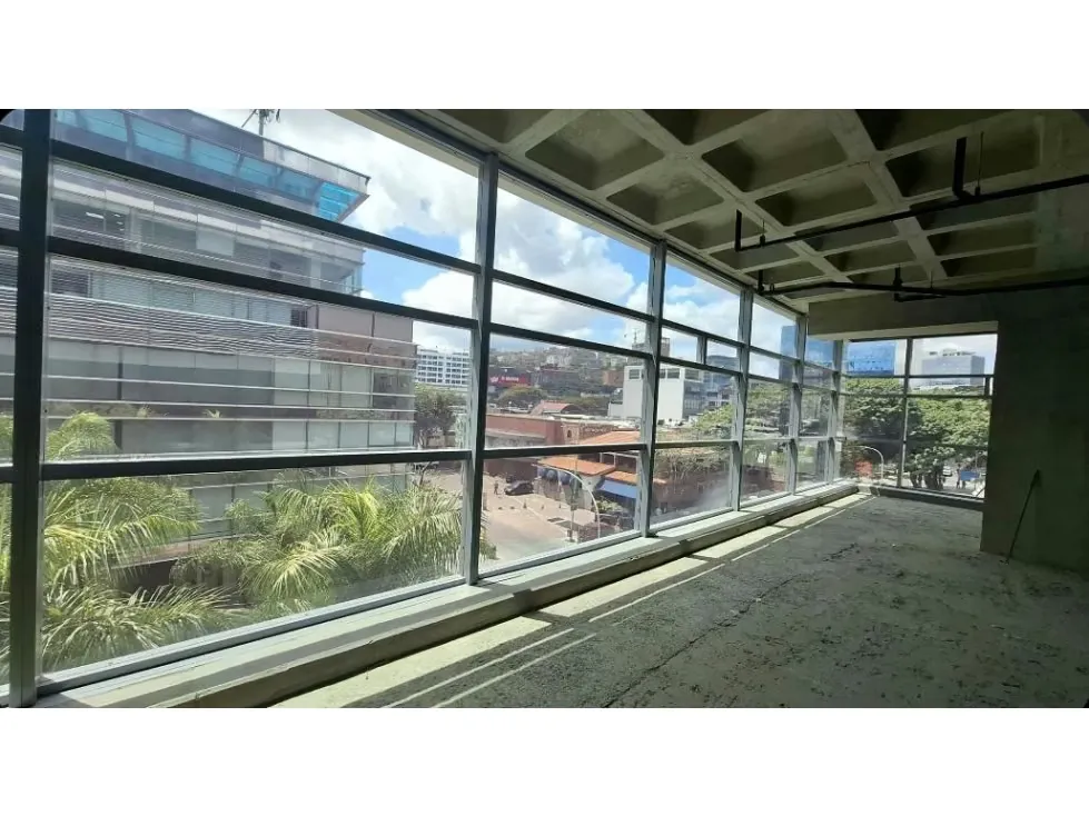 Vendo/alquilo oficina 517m2 Torre Luxor Las Mercedes 5034 - 4