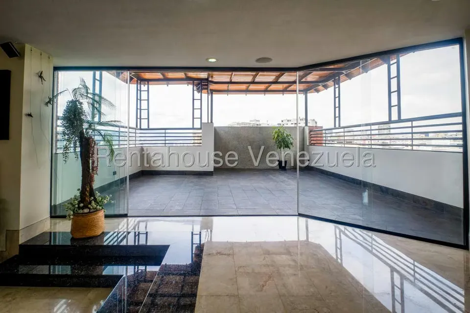Apartamento (Multiples Niveles) en Venta en Santa Eduvigis, Distrito Metropolitano - 27