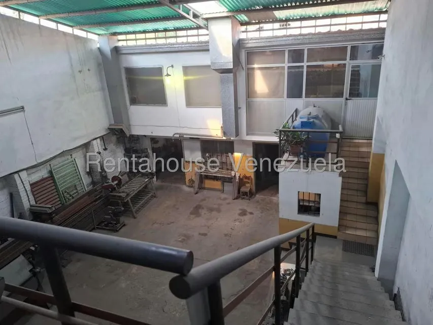 Comercial (Local Comercial) en Venta en Centro, Lara - 28