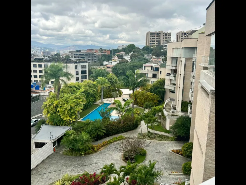 Vendo penthouse 650m2 5h/5b/6p Los Palos Grandes 6967 - 9