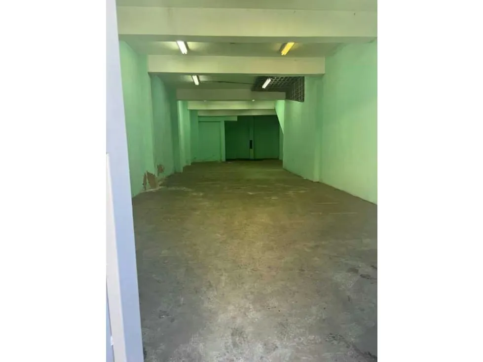 Vendo edificio 580m2 Catia 8162 - 2