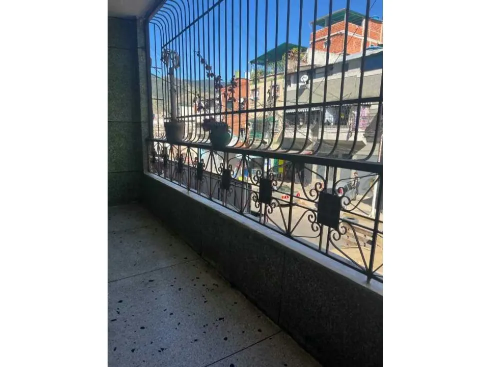Vendo edificio 580m2 Catia 8162 - 14