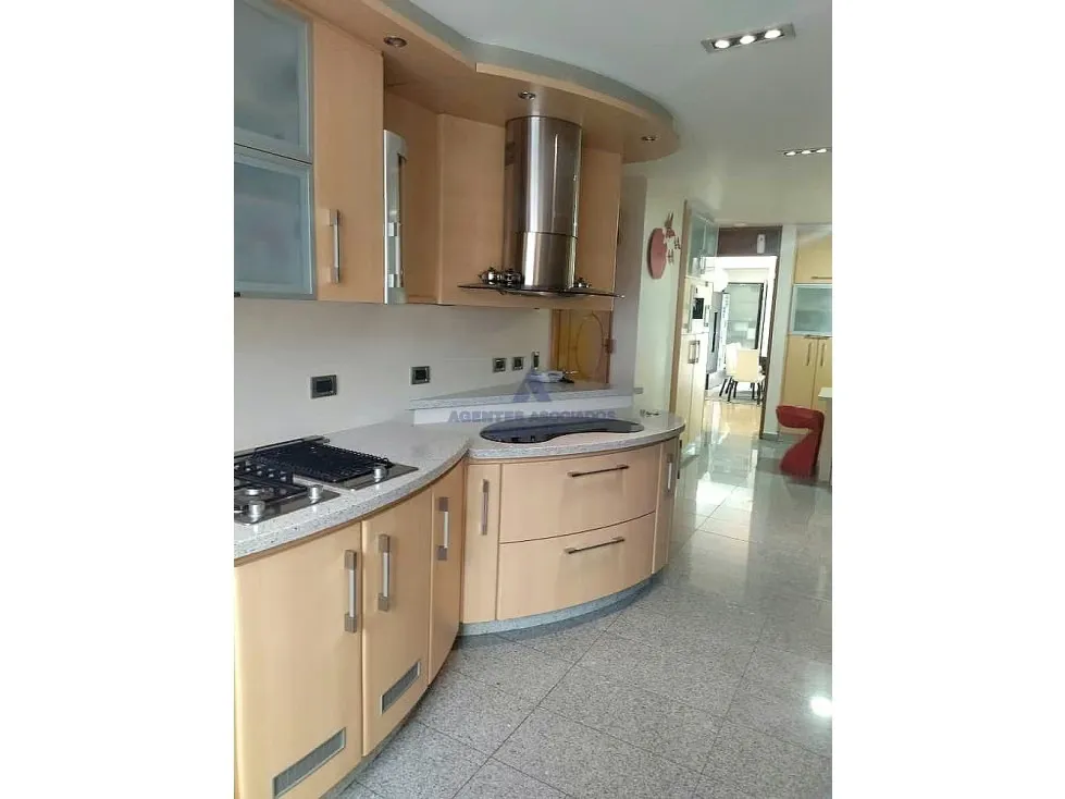 Vendo apto 472m2 5h/6b/4p Los Chorros 5846 - 15