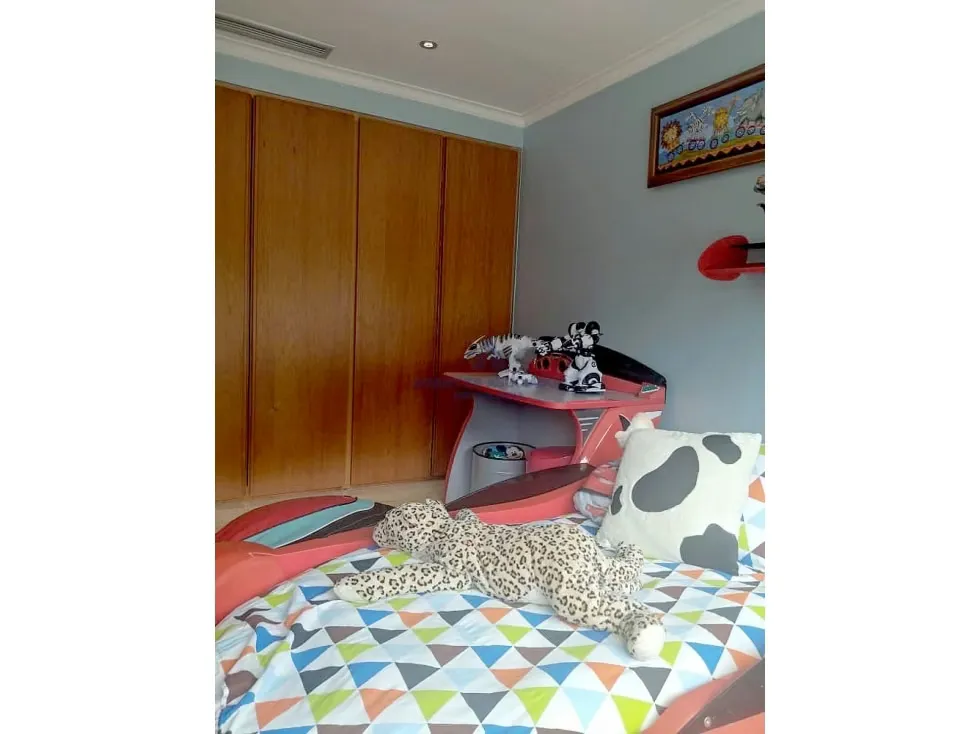 Vendo apto 472m2 5h/6b/4p Los Chorros 5846 - 28