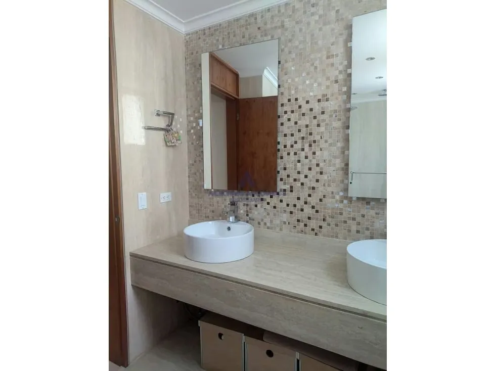 Vendo apto 472m2 5h/6b/4p Los Chorros 5846 - 33