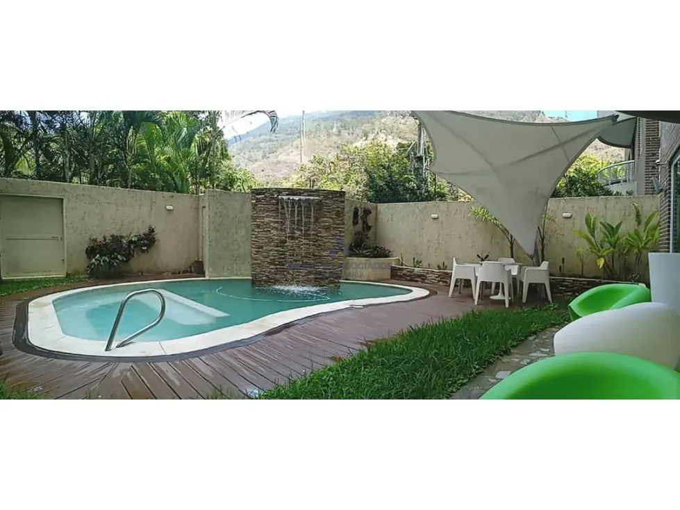 Vendo apto 472m2 5h/6b/4p Los Chorros 5846 - 42