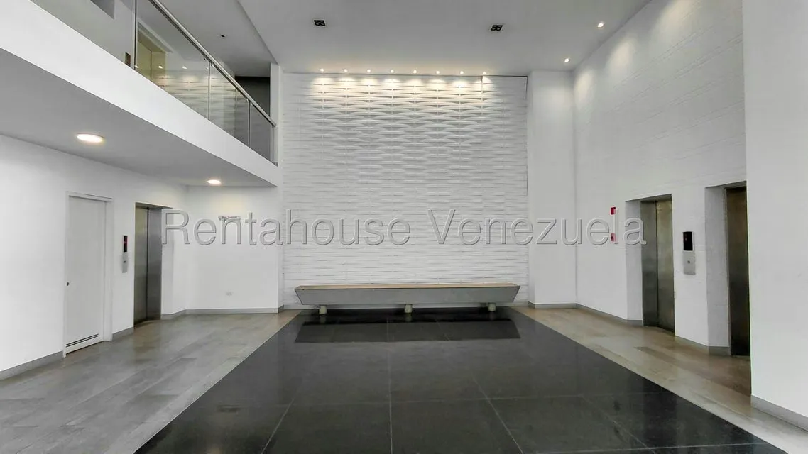 Apartamento (1 Nivel) en Venta en La Boyera, Distrito Metropolitano - 24