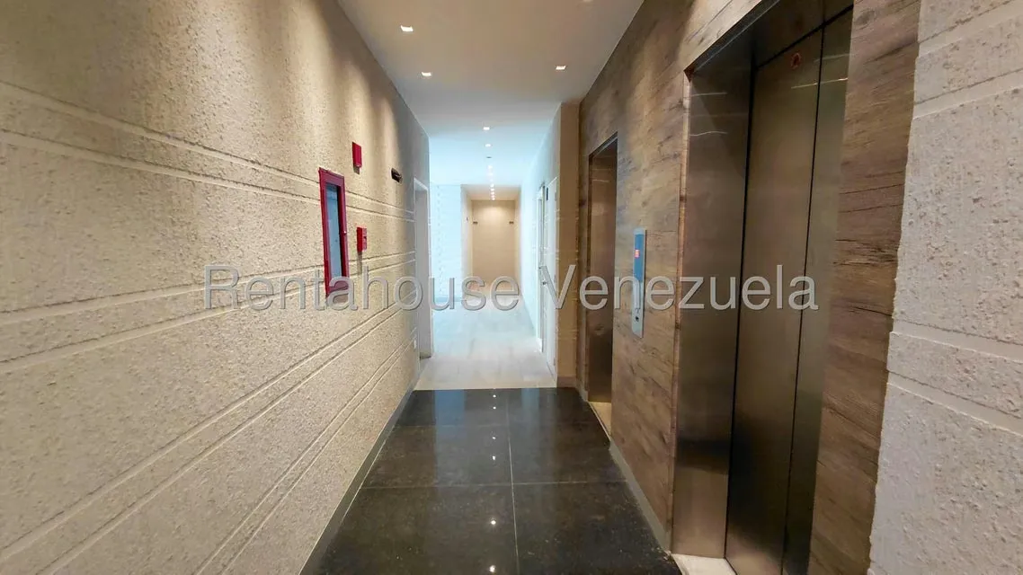 Apartamento (1 Nivel) en Venta en La Boyera, Distrito Metropolitano - 26