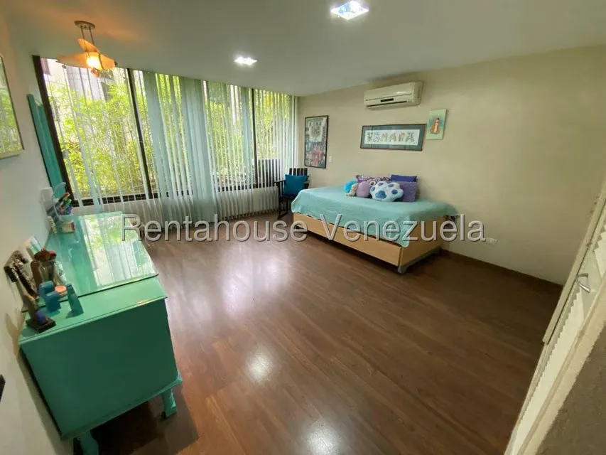 Apartamento (1 Nivel) en Venta en Alto Hatillo, Distrito Metropolitano - 37
