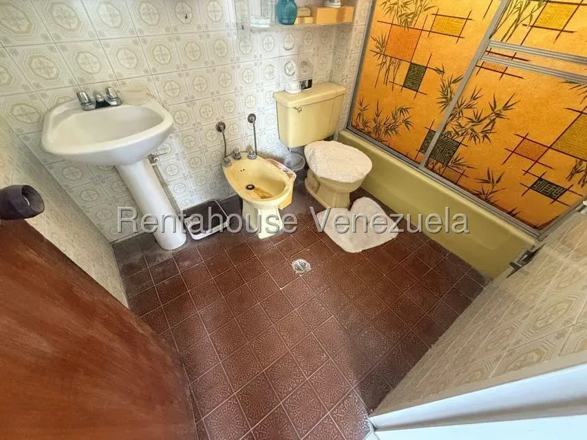 Apartamento (1 Nivel) en Venta en San Bernardino, Distrito Metropolitano - 16