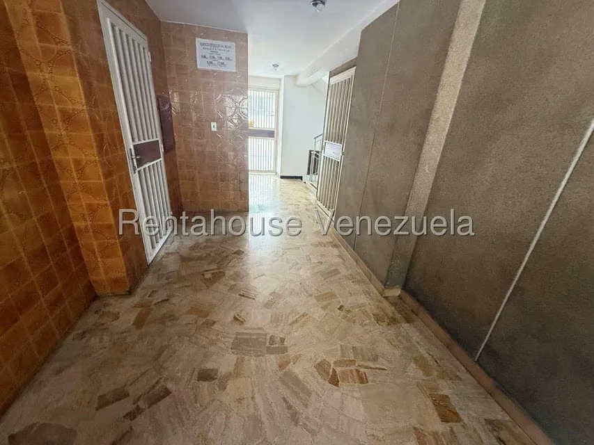 Apartamento (1 Nivel) en Venta en San Bernardino, Distrito Metropolitano - 20