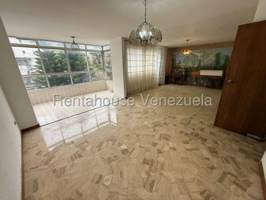 Apartamento (1 Nivel) en Venta en San Bernardino, Distrito Metropolitano - 3