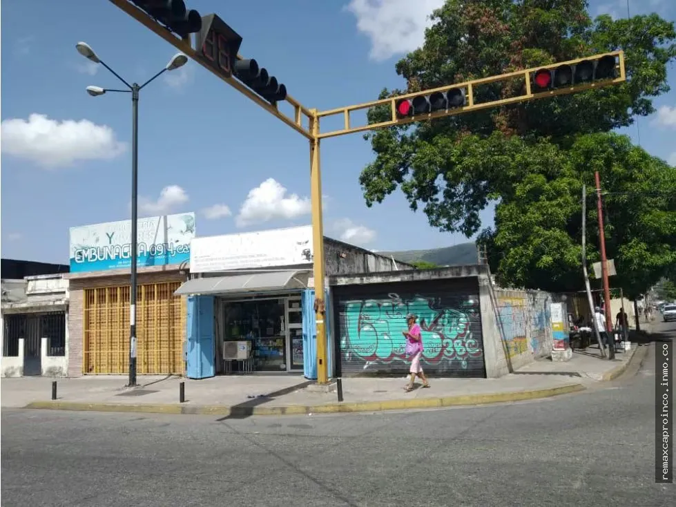 TERRENO 1295 m2 PARA USO COMERCIAL AV UNIVERSIDAD - 3