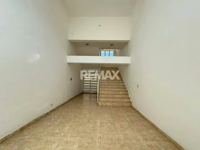 Oficina Comercial en Obra Blanca en Venta, Cagua - 5