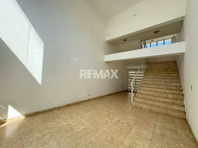 Oficina Comercial en Obra Blanca en Venta, Cagua - 6
