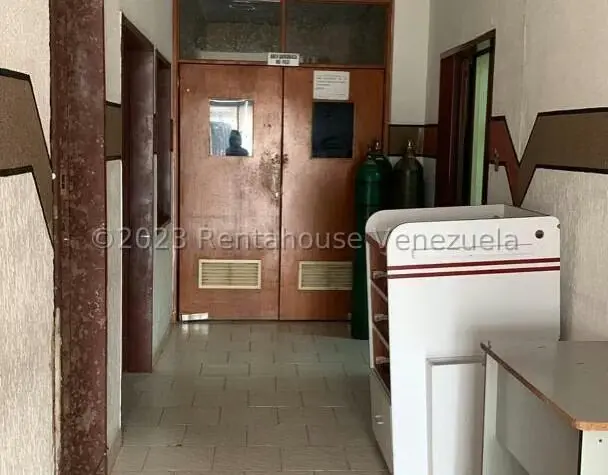 Comercial (Edificio) en Venta en Centro, Anzoategui - 13