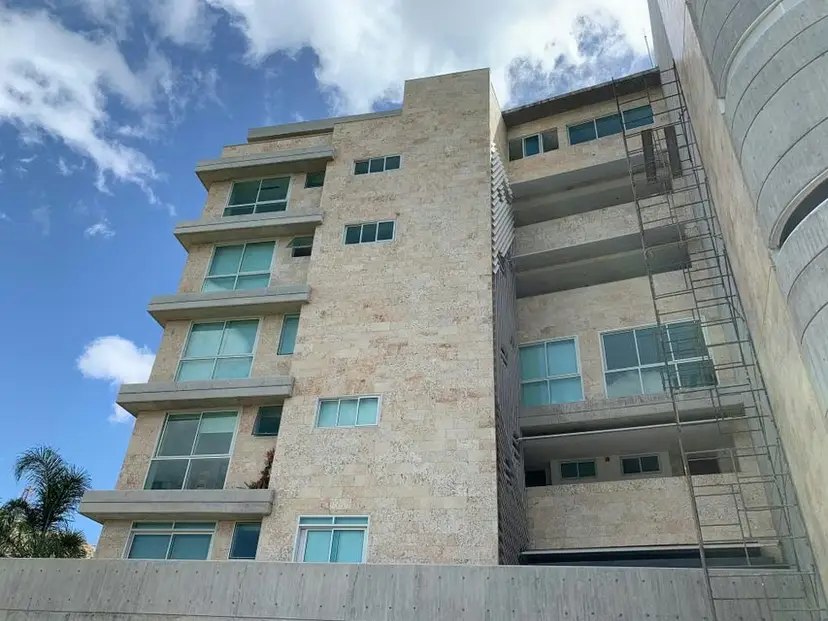 Apartamento (1 Nivel) en Alquiler en Mirador de Los Campitos I, Distrito Metropolitano