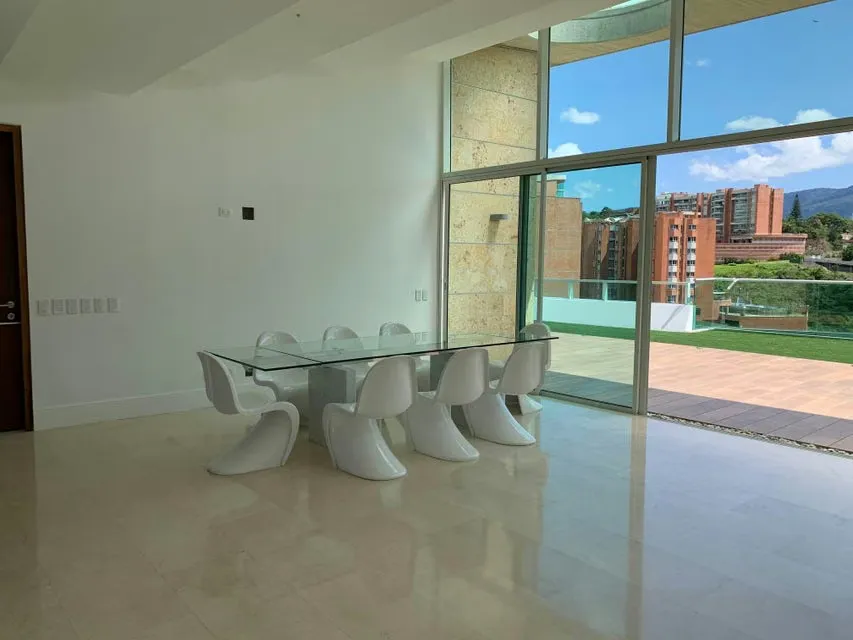 Apartamento (1 Nivel) en Alquiler en Mirador de Los Campitos I, Distrito Metropolitano - 14