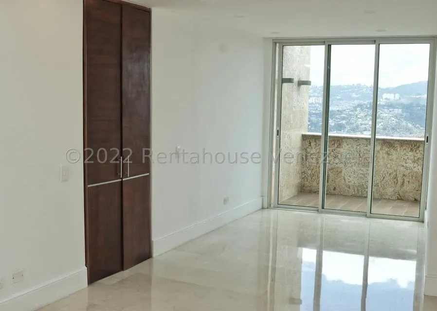 Apartamento (1 Nivel) en Alquiler en Mirador de Los Campitos I, Distrito Metropolitano - 22