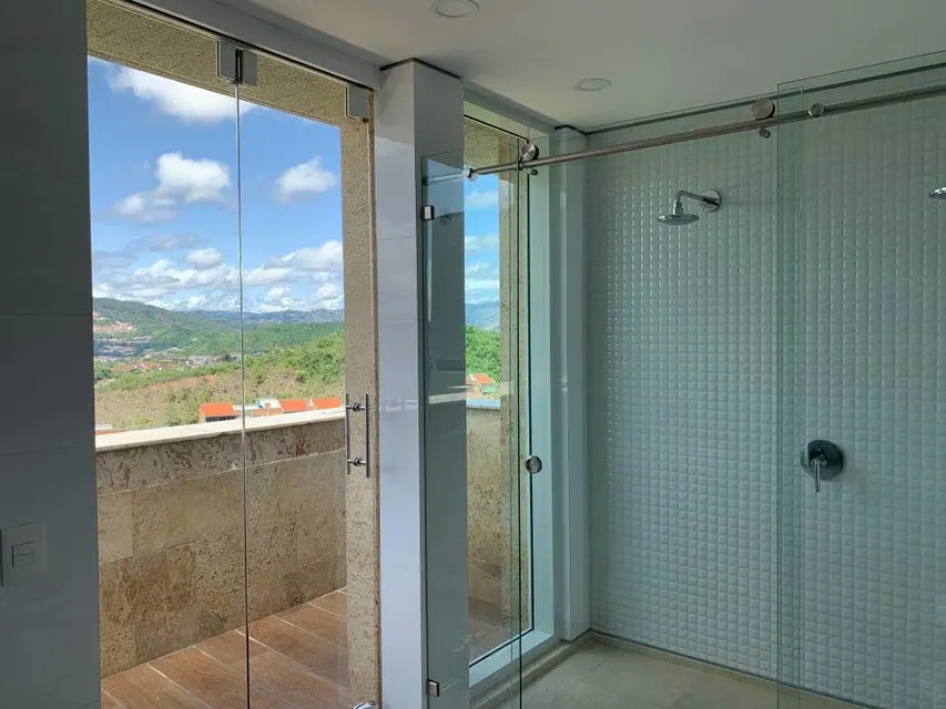 Apartamento (1 Nivel) en Alquiler en Mirador de Los Campitos I, Distrito Metropolitano - 32