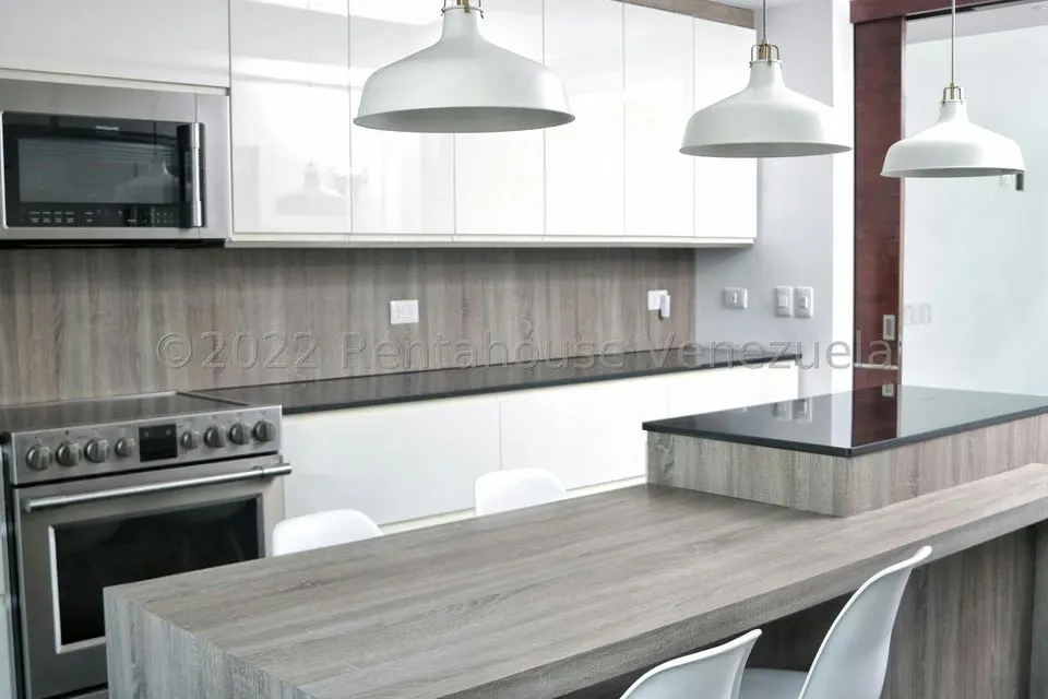 Apartamento (1 Nivel) en Alquiler en Mirador de Los Campitos I, Distrito Metropolitano - 9