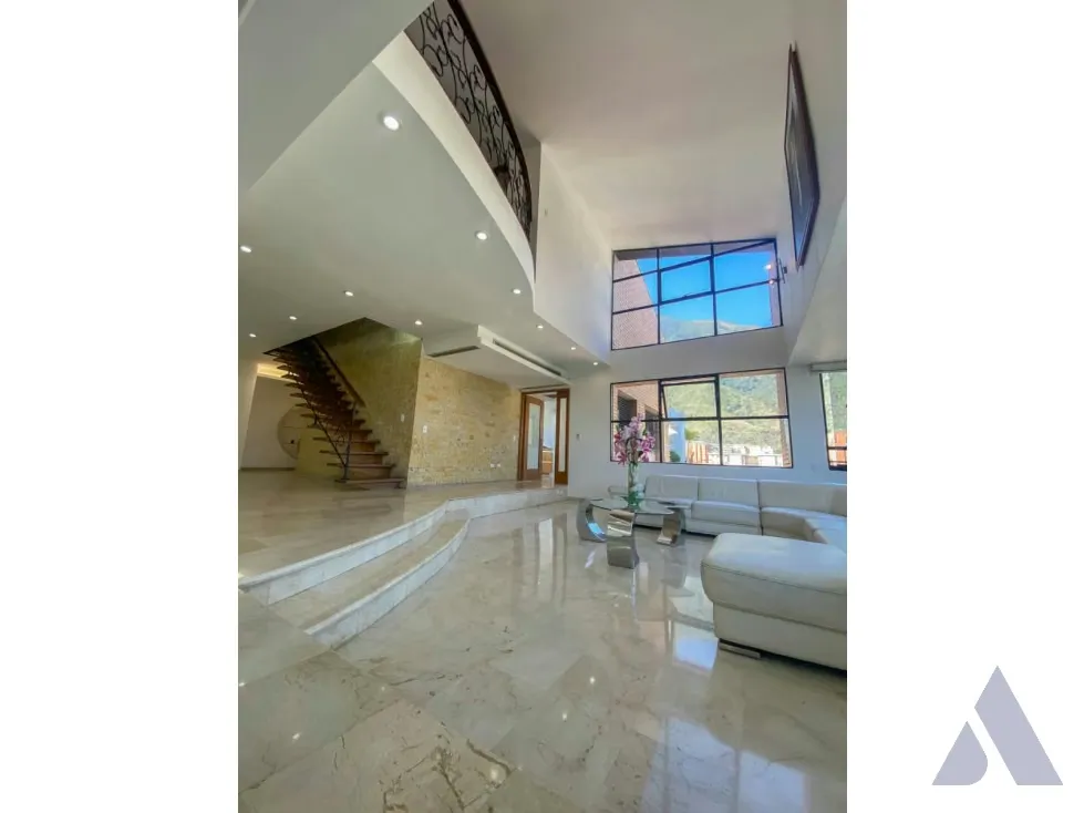 Alquilo Ph triplex 400m2 Av. Sucre Los Dos Caminos 6399 - 3